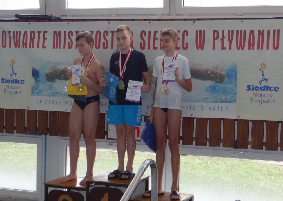 Maciej Nieczyporuk podwójnym zwycięzcą Otwartych Mistrzostw Siedlec w Pływaniu
