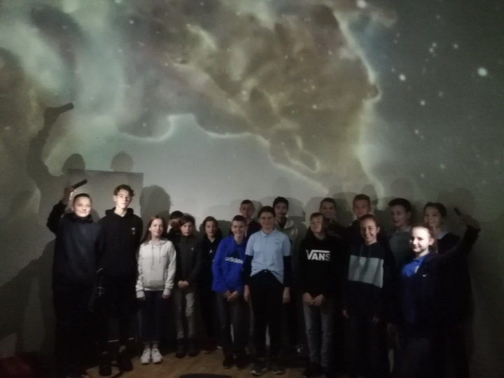 W Planetarium Niebo Prusa