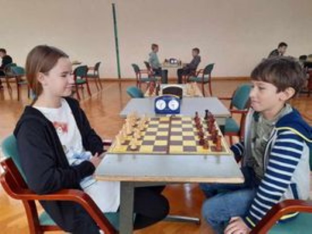 II miejsce na międzynarodowych rozgrywkach szachowych w Węgrowie